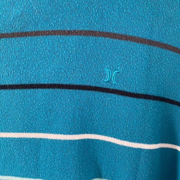 2 for 20$ Hurley striped sweater - Picture 3 of 4